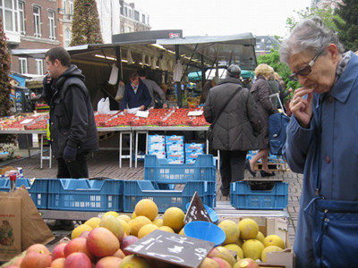 Một góc chợ ở Leuven, nước Bỉ