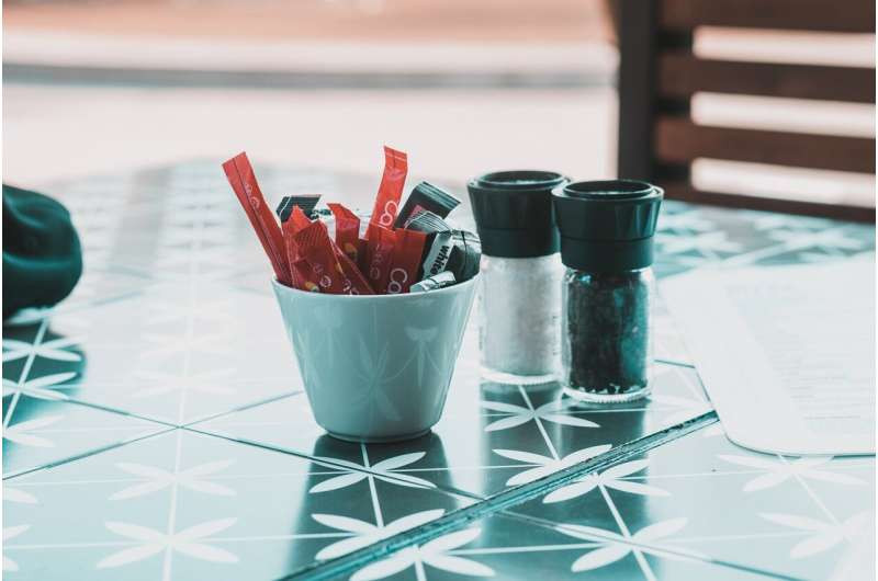 Các chất tạo ngọt nhân tạo như erythritol hay xilitol được chứng minh có thể hình thành cục máu đông, có hại cho tim mạch. (Ảnh: Pixabay)