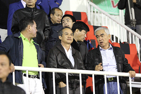  'Tư duy không logic mới có ý tưởng gạt bỏ bầu Đức khỏi VFF' ảnh 2