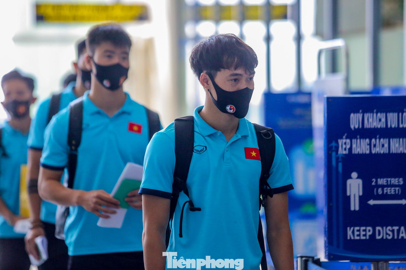 Văn Toàn với kiểu tóc "gợn sóng"