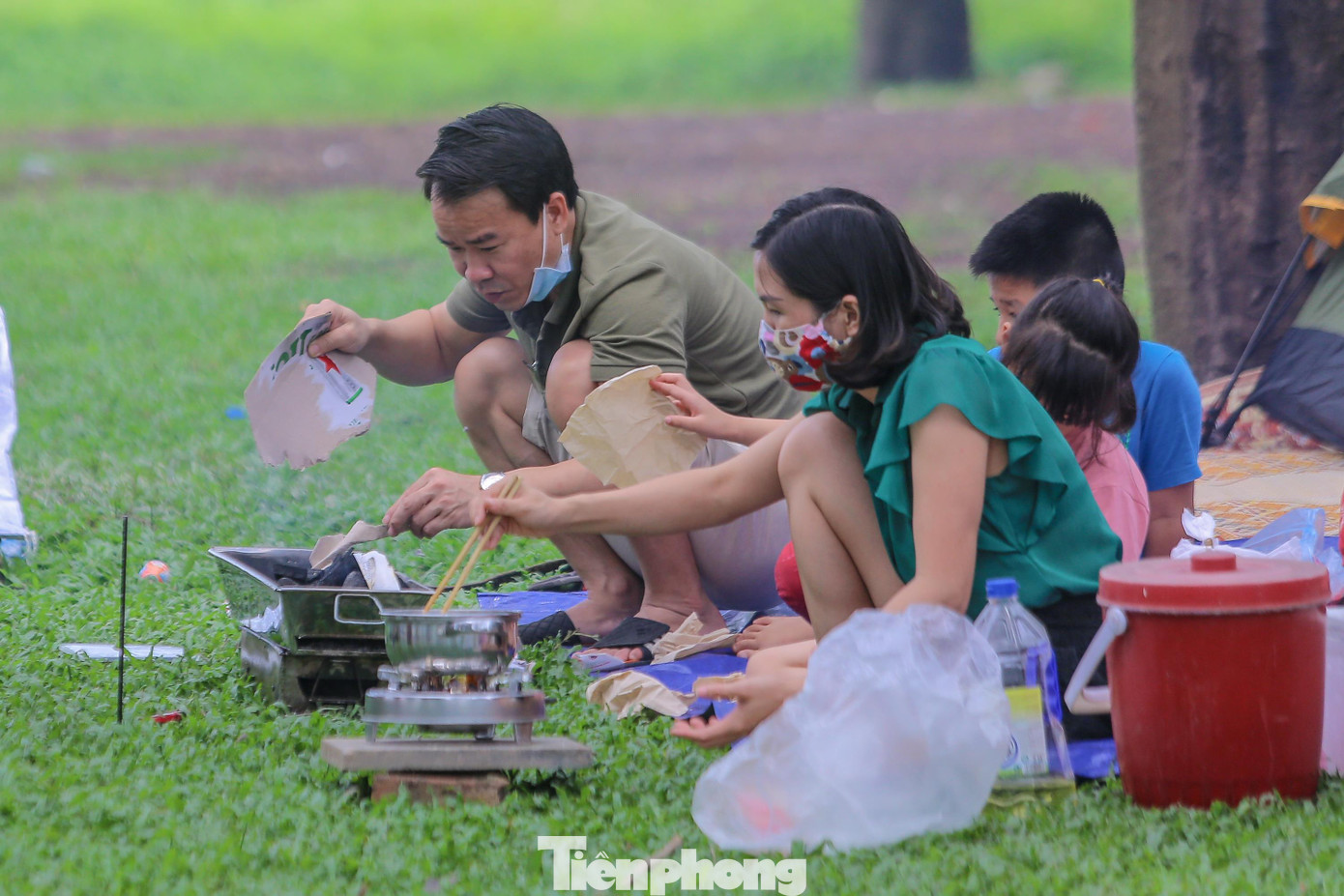 Việc không thực hiện nghiêm chỉ thị 5k của Bộ Y tế tiềm ẩn nhiều nguy cơ lây lan dịch bệnh.