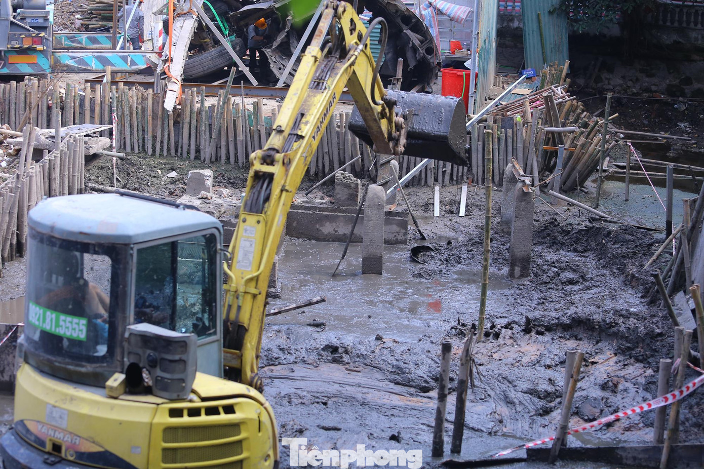 Vị trí cũ của mảnh xác.