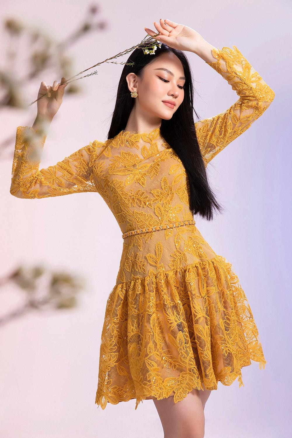 Những bộ váy ren tinh tế giúp khoe khéo nét đẹp quyến rũ của đường cong cơ thể.