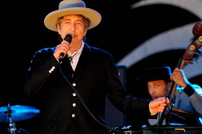 Bob Dylan là biểu tượng âm nhạc toàn cầu. Ảnh: Getty.