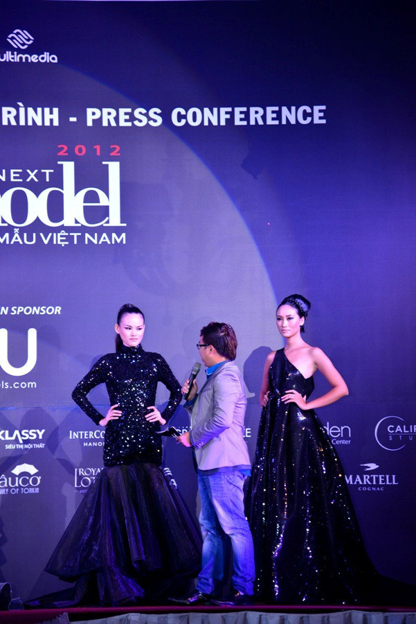 Tuyết Lan và Huyền Trang là những người mẫu đang nỗ lực vươn ra thị trường thế giới