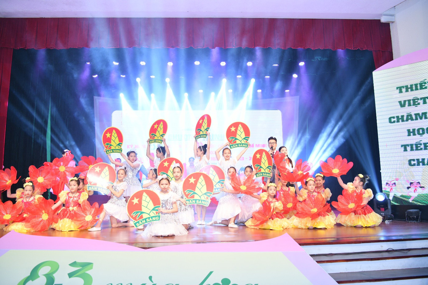 Các tiết mục văn nghệ chào mừng kỷ niệm 83 năm thành lập Đội TNTP Hồ Chí Minh Các tiết mục văn nghệ chào mừng kỷ niệm 83 năm thành lập Đội TNTP Hồ Chí Minh