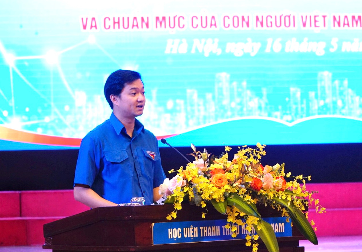 Anh Nguyễn Minh Triết – Bí thư T.Ư Đoàn, Chủ tịch T.Ư Hội SVVN Anh Nguyễn Minh Triết – Bí thư T.Ư Đoàn, Chủ tịch T.Ư Hội SVVN