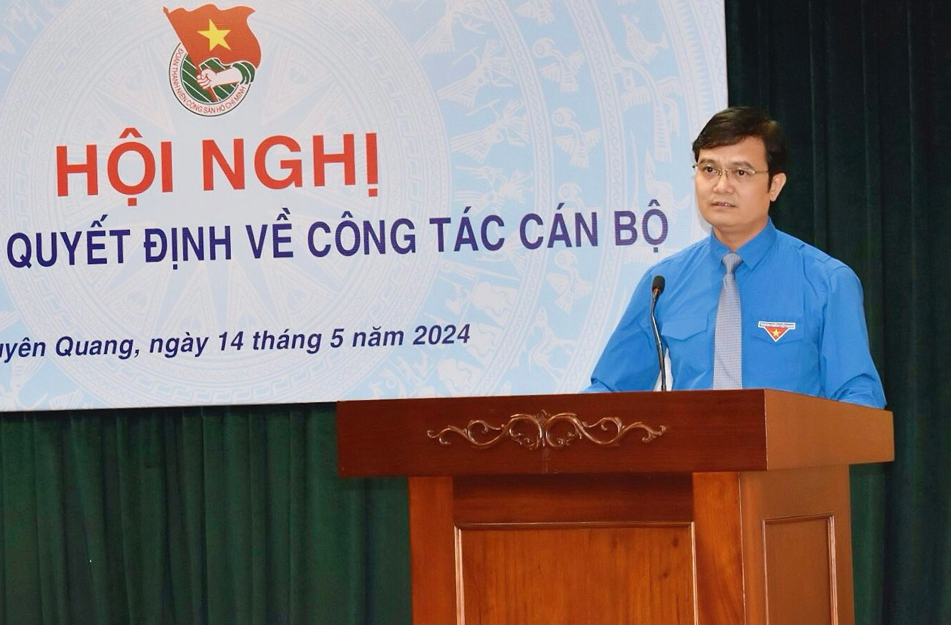 Bí thư thứ nhất T.Ư Đoàn Bùi Quang Huy phát biểu tại hội nghị Bí thư thứ nhất T.Ư Đoàn Bùi Quang Huy phát biểu tại hội nghị