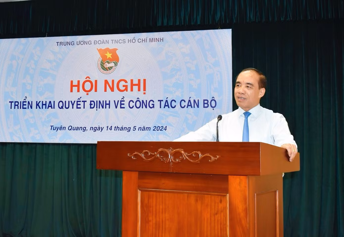 Ông Chẩu Văn Lâm - Bí thư Tỉnh ủy Tuyên Quang phát biểu tại hội nghị Ông Chẩu Văn Lâm - Bí thư Tỉnh ủy Tuyên Quang phát biểu tại hội nghị