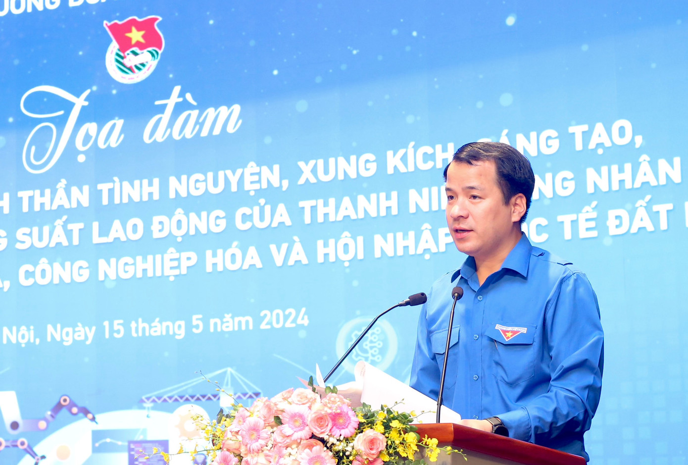 Bí thư T.Ư Đoàn Ngô Văn Cương phát biểu khai mạc toạ đàm