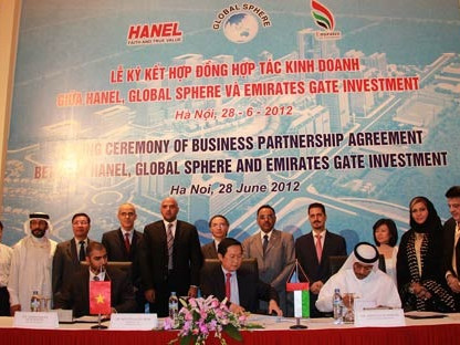 Lễ ký kết hợp đồng nguyên tắc giữa Global Sphere, Công ty Hanel với Emirates Gate Investment. Ảnh: Global Sphere