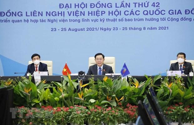 Chủ tịch Quốc hội Vương Đình Huệ dự Phiên toàn thể thứ hai trong chương trình Đại hội đồng AIPA lần thứ 42 tháng 8/2021. (Ảnh: Doãn Tấn/TTXVN)