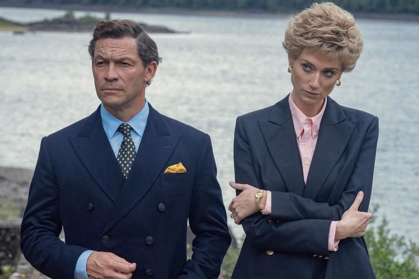 Elizabeth Debicki thể hiện được chiều cao quý tộc của Diana. Ảnh: The Crown.
