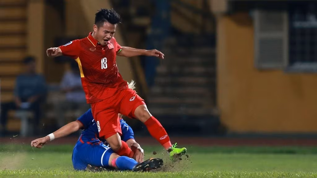 Quả bóng vàng Việt Nam 2018: Vinh danh Quang Hải ảnh 3