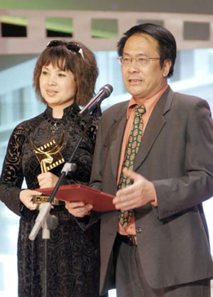 Vợ chồng Lan Hương - Tất Bình