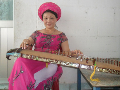 Nữ đờn trang Như Nguyệt. Nữ đờn trang Như Nguyệt