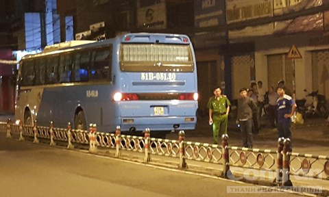 Xe khách đâm xe máy trong đêm, nam thanh niên chết thảm ảnh 2