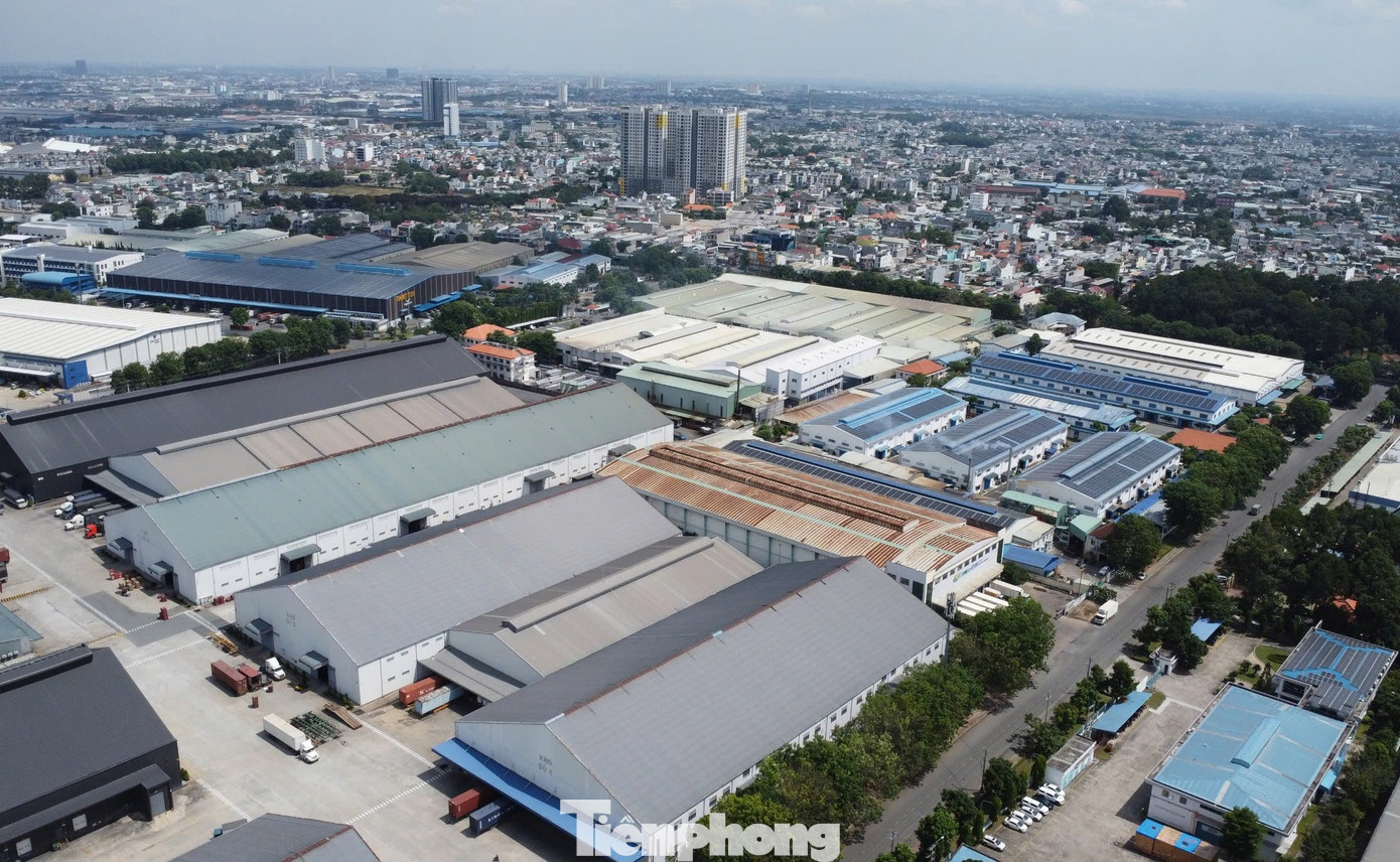 Một góc TP.Dĩ An, khu vực phía Nam của Bình Dương giáp ranh TPHCM Một góc TP.Dĩ An, khu vực phía Nam của Bình Dương giáp ranh TPHCM