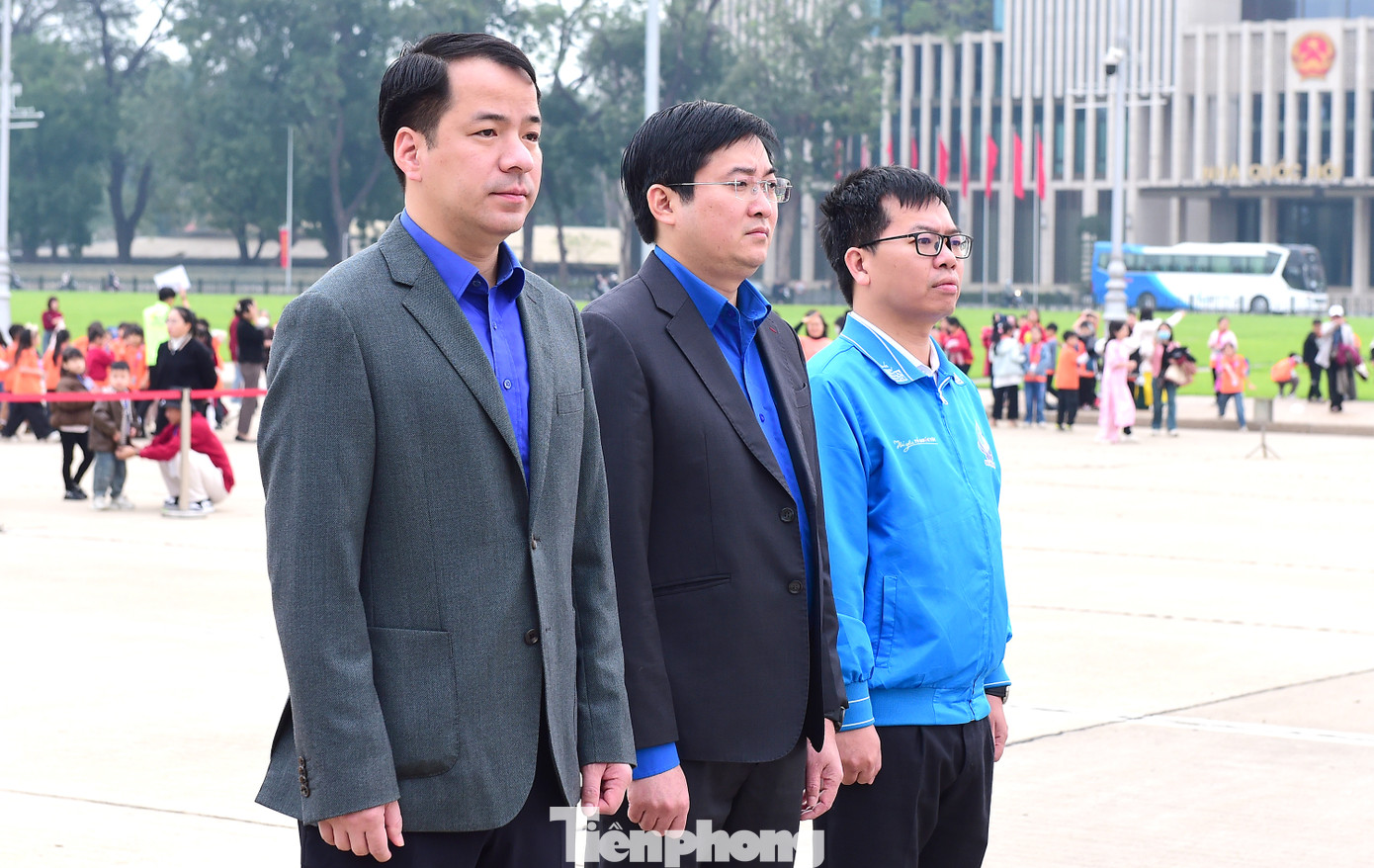 Anh Ngô Văn Cương – Bí thư T.Ư Đoàn, Chủ nhiệm Ủy ban Kiểm tra T.Ư Đoàn; anh Bùi Minh Tuấn – Ủy viên Ban Thường vụ, Trưởng Ban Tổ chức – Kiểm tra T.Ư Đoàn; anh Lê Thanh Tú – Ủy viên Ban Thường vụ, Phó Trưởng Ban Tổ chức - Kiểm tra T.Ư Đoàn tham dự chương trình. Ảnh: Xuân Tùng Anh Ngô Văn Cương – Bí thư T.Ư Đoàn, Chủ nhiệm Ủy ban Kiểm tra T.Ư Đoàn; anh Bùi Minh Tuấn – Ủy viên Ban Thường vụ, Trưởng Ban Tổ chức – Kiểm tra T.Ư Đoàn; anh Lê Thanh Tú – Ủy viên Ban Thường vụ, Phó Trưởng Ban Tổ chức - Kiểm tra T.Ư Đoàn tham dự chương trình. Ảnh: Xuân Tùng