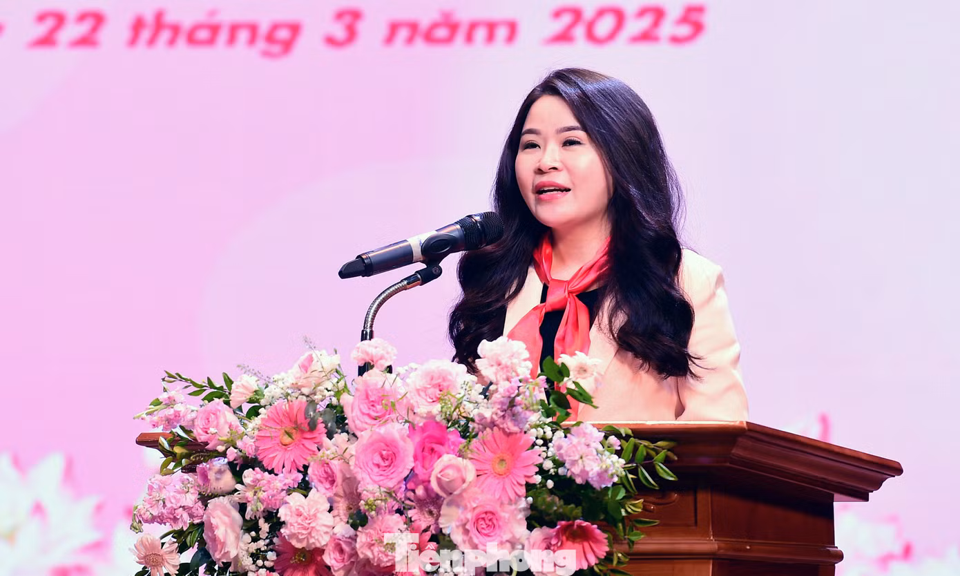 Chị Chu Hồng Minh bày tỏ: “Đây là dịp để thiếu nhi Hà Nội và Hà Nam gặp gỡ, giao lưu, phát huy tinh thần đoàn kết và thể hiện tài năng nghệ thuật của mình. Thông qua các hoạt động ý nghĩa tại chương trình, các em thiếu nhi sẽ tiếp tục nuôi dưỡng ước mơ, rèn luyện đạo đức, trau dồi tri thức để trở thành những công dân có ích, góp phần xây dựng đất nước ngày càng giàu mạnh, văn minh". Bí thư Thành Đoàn Hà Nội mong muốn các em đội viên thiếu nhi, cháu ngoan Bác Hồ sẽ tiếp tục phát huy tinh thần hiếu học, chăm ngoan, đoàn kết, sáng tạo, rèn luyện kỹ năng, phẩm chất tốt, luôn ghi nhớ lời Bác dạy để trở thành những công dân có ích cho đất nước.