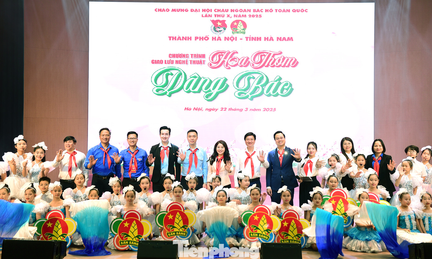 Chương trình Giao lưu nghệ thuật "Hoa thơm dâng Bác" không chỉ khẳng định sự quan tâm của tổ chức Đoàn - Đội đối với thiếu nhi mà còn là minh chứng cho tình đoàn kết, hợp tác bền chặt giữa tuổi trẻ Hà Nội và Hà Nam. Thông qua các hoạt động ý nghĩa tại chương trình, các em thiếu nhi sẽ tiếp tục nuôi dưỡng ước mơ, rèn luyện đạo đức, trau dồi tri thức để trở thành những công dân có ích, góp phần xây dựng đất nước ngày càng giàu mạnh, văn minh.