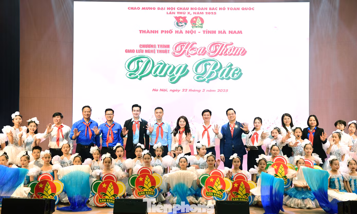 Chương trình Giao lưu nghệ thuật "Hoa thơm dâng Bác" không chỉ khẳng định sự quan tâm của tổ chức Đoàn - Đội đối với thiếu nhi mà còn là minh chứng cho tình đoàn kết, hợp tác bền chặt giữa tuổi trẻ Hà Nội và Hà Nam. Thông qua các hoạt động ý nghĩa tại chương trình, các em thiếu nhi sẽ tiếp tục nuôi dưỡng ước mơ, rèn luyện đạo đức, trau dồi tri thức để trở thành những công dân có ích, góp phần xây dựng đất nước ngày càng giàu mạnh, văn minh.