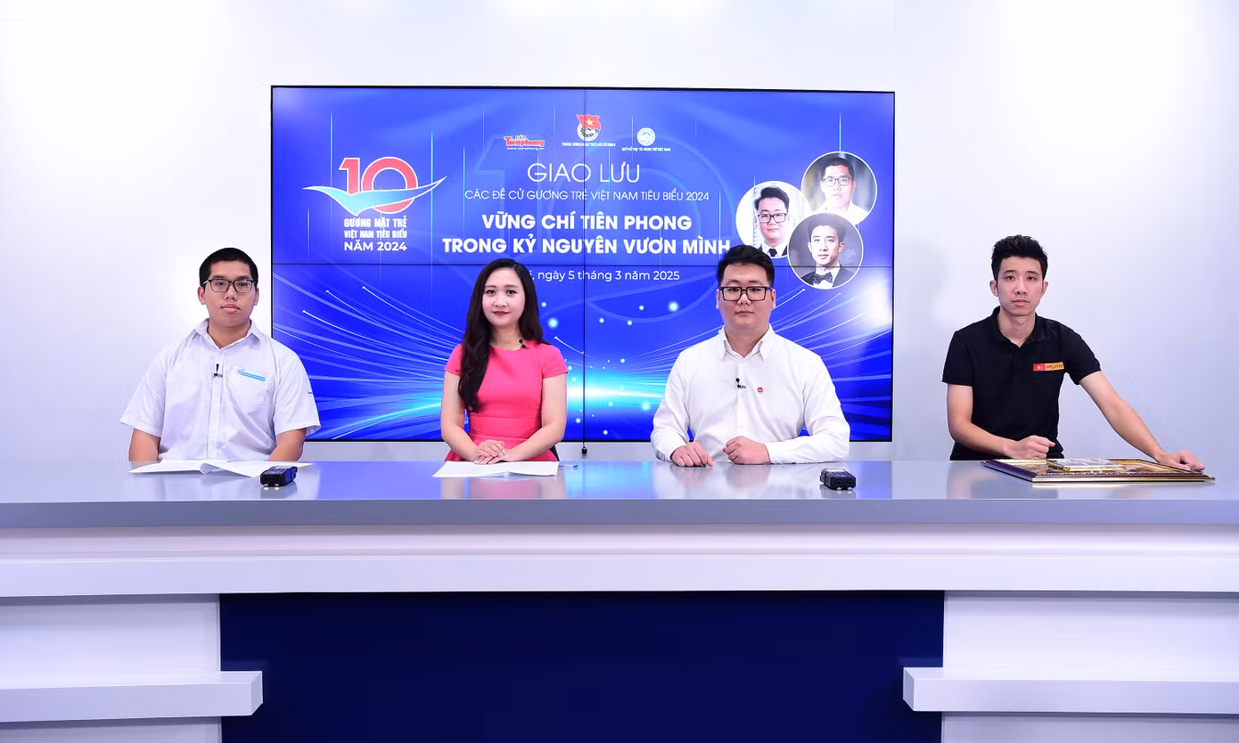 Tọa đàm giao lưu với các đề cử Gương mặt trẻ Việt Nam tiêu biểu năm 2024 về chủ đề "Vững trí tiên phong trong kỷ nguyên vươn mình". Ảnh: Xuân Tùng Tọa đàm giao lưu với các đề cử Gương mặt trẻ Việt Nam tiêu biểu năm 2024 về chủ đề "Vững trí tiên phong trong kỷ nguyên vươn mình". Ảnh: Xuân Tùng