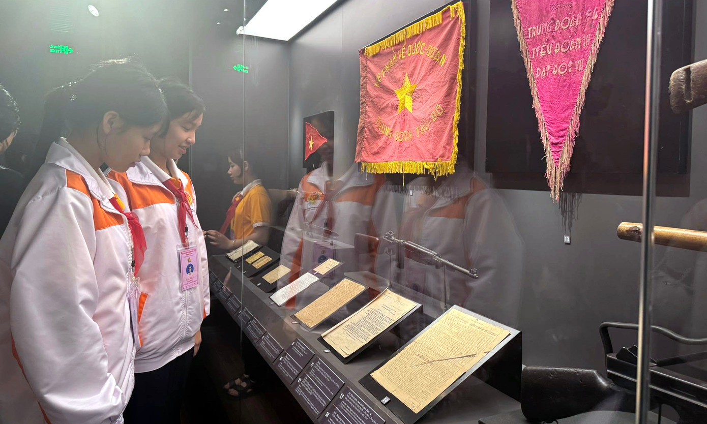 Chuyến tham quan không chỉ bồi đắp lòng tự hào dân tộc mà còn khơi dậy tinh thần yêu nước, ý chí phấn đấu rèn luyện để xứng đáng với danh hiệu Cháu ngoan Bác Hồ.