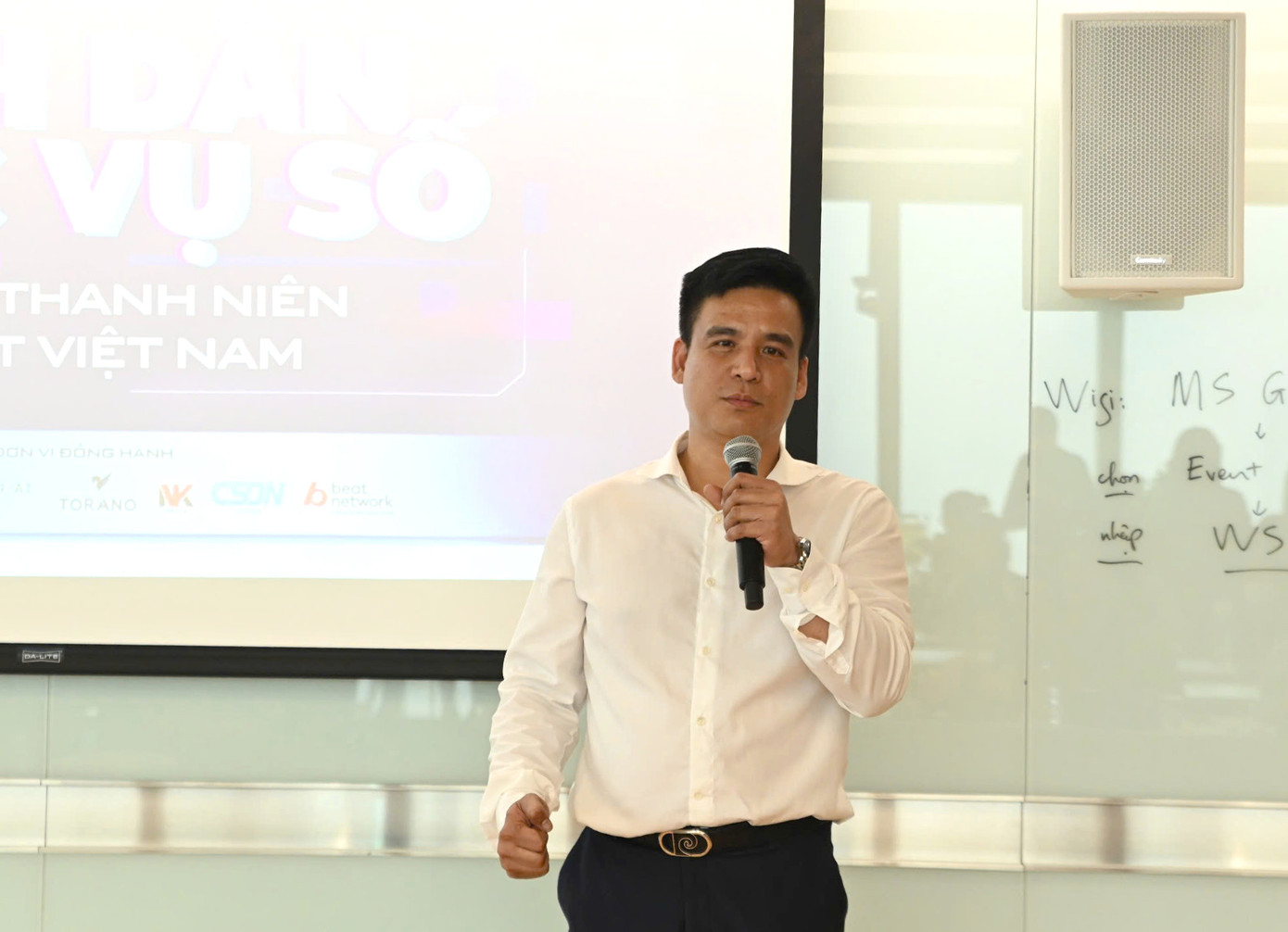 Anh Phạm Văn Thành phát biểu tại chương trình. Ảnh: Lâm Đăng Hải