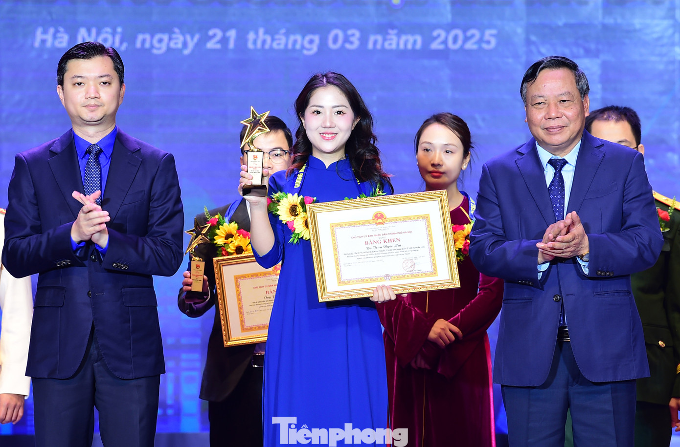 10 Gương mặt trẻ Thủ đô tiêu biểu năm 2024 gồm: TS. Phạm Huy Hiệu; PGS. TS Trần Ngọc Mai; doanh nhân Lê Thị Hồng; Vũ Thị Phương Thanh (Diễn viên Bảo Thanh); Thiếu tá Nguyễn Văn Tuấn; Thiếu tá Trịnh Minh Tùng; tình nguyện viên Lê Văn Phúc; Bác sĩ Lê Quang Minh; kỳ thủ Lê Tuấn Minh; cầu thủ Đỗ Duy Mạnh.