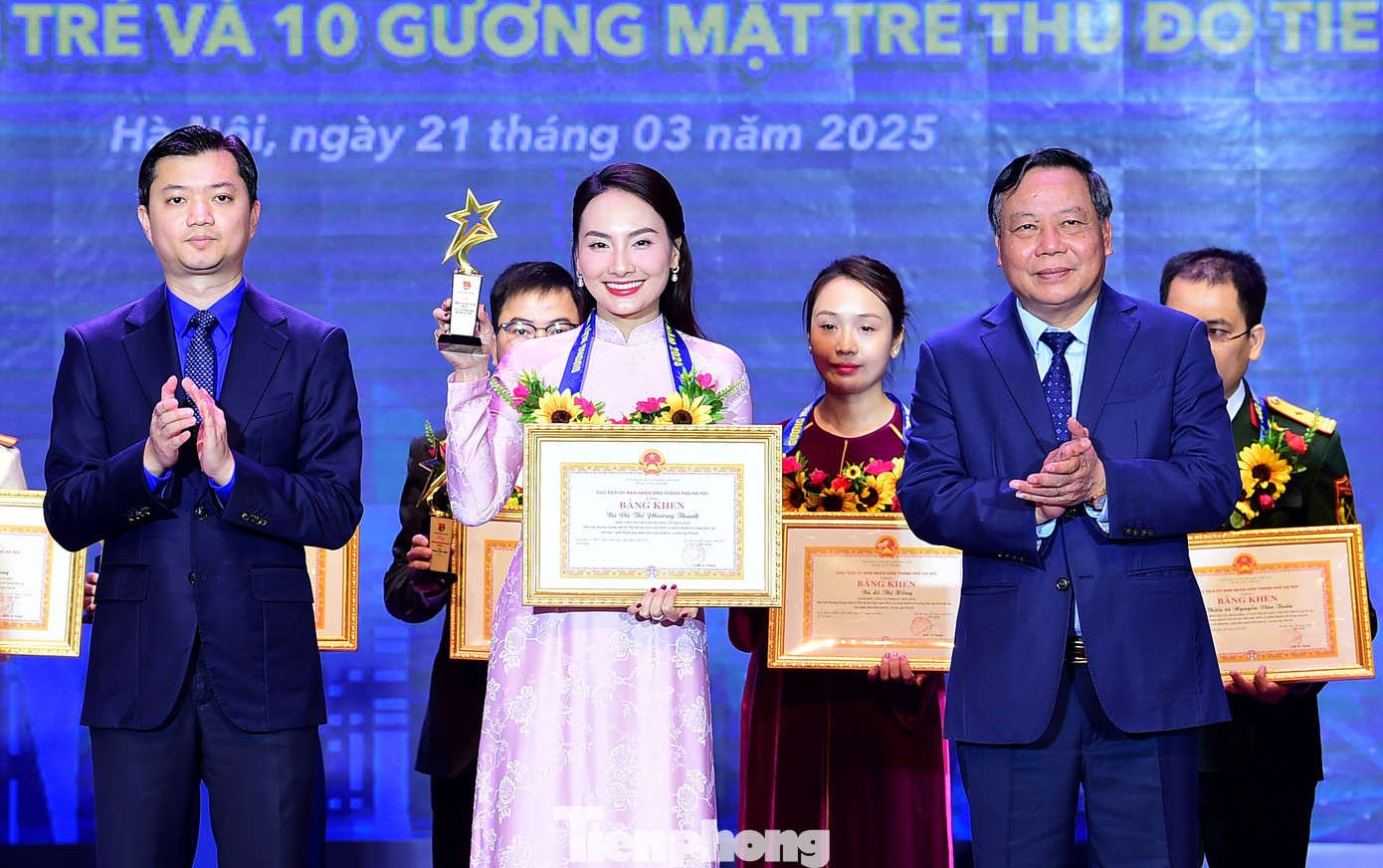 10 Gương mặt trẻ Thủ đô tiêu biểu năm 2024 gồm: TS. Phạm Huy Hiệu; PGS. TS Trần Ngọc Mai; doanh nhân Lê Thị Hồng; Vũ Thị Phương Thanh (Diễn viên Bảo Thanh); Thiếu tá Nguyễn Văn Tuấn; Thiếu tá Trịnh Minh Tùng; tình nguyện viên Lê Văn Phúc; Bác sĩ Lê Quang Minh; kỳ thủ Lê Tuấn Minh; cầu thủ Đỗ Duy Mạnh.