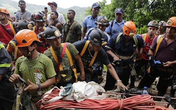 Những vụ giải cứu tai nạn hầm mỏ thần kỳ nhất thế giới ảnh 5