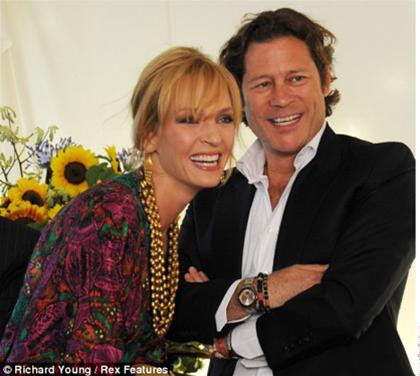 Uma Thurman và triệu phú Arpa Busson thuở còn mặn nồng