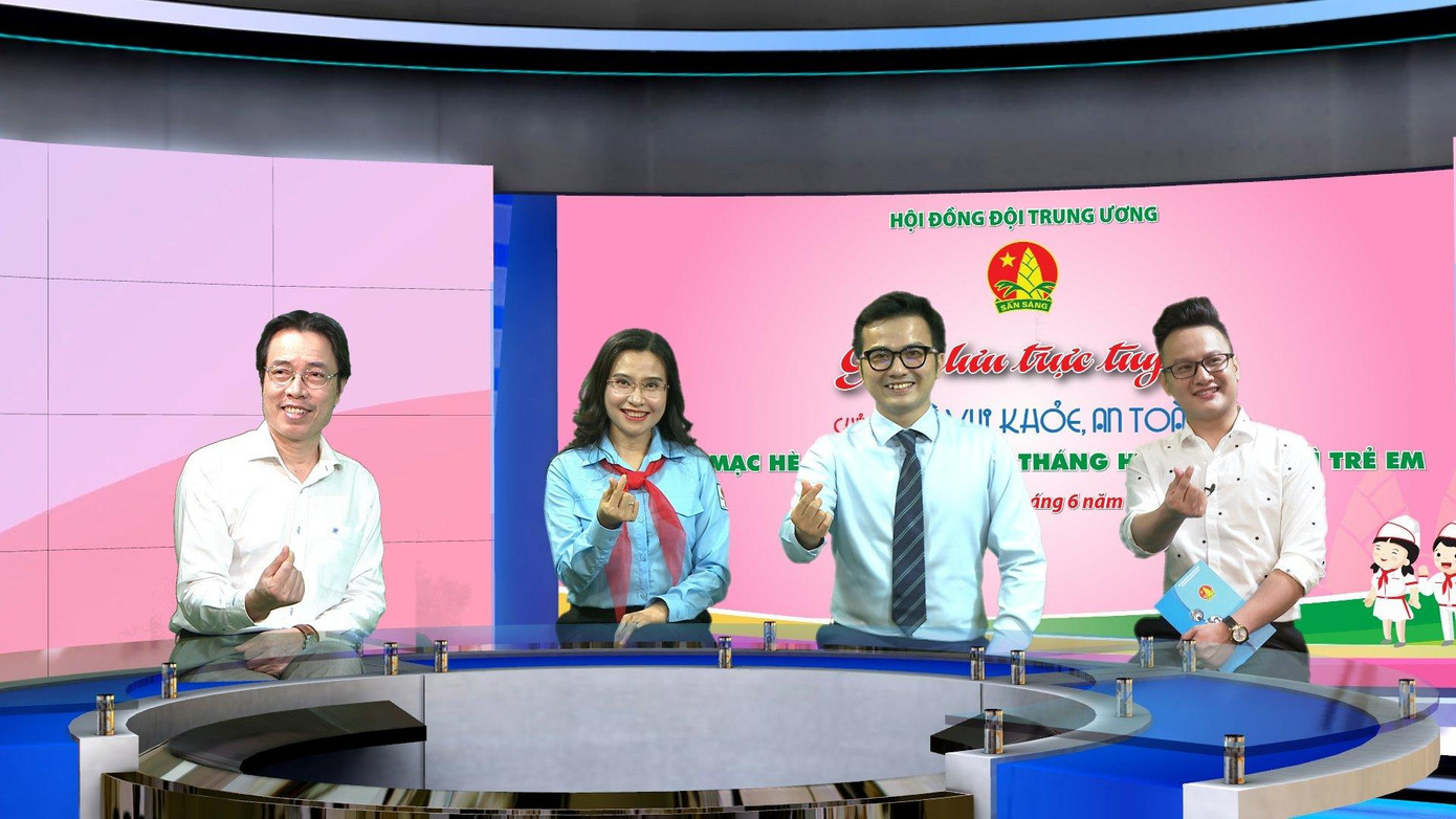 Các đại biểu tại buổi giao lưu trực tuyến Các đại biểu tại buổi giao lưu trực tuyến