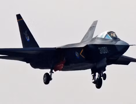 Trung Quốc đang cố gắng phát triển tiêm kích tàng hình cỡ nhỏ J-31