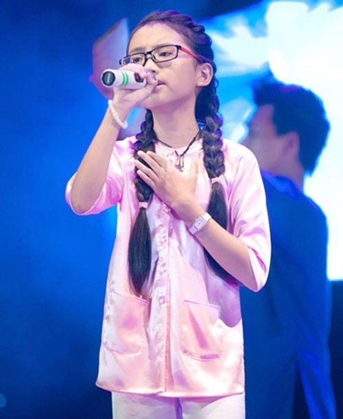 Hiện nay, cô ca sĩ nhí này sở hữu một lượng fan hùng hậu từ Nam tới Bắc. Phương Mỹ Chi được xem là người góp công đưa những làn điệu dân ca đến gần hơn với giới trẻ ngày nay. Hiện nay, cô ca sĩ nhí này sở hữu một lượng fan hùng hậu từ Nam tới Bắc. Phương Mỹ Chi được xem là người góp công đưa những làn điệu dân ca đến gần hơn với giới trẻ ngày nay