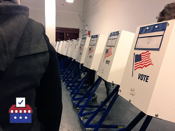 Người Mỹ xếp hàng dài từ sáng sớm chờ bầu cử ảnh 6