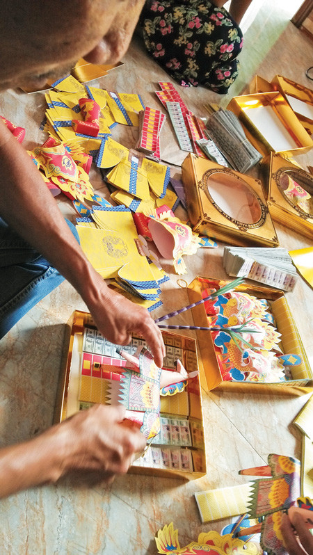 Các hoạ sĩ và 'công cuộc' cải cách vàng mã ảnh 1