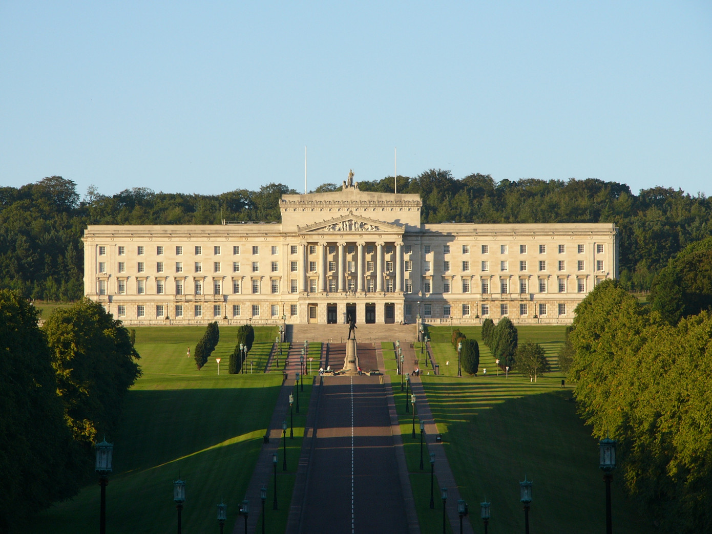 Nghị viện Bắc Ai-len ở Dinh thự Stormont.