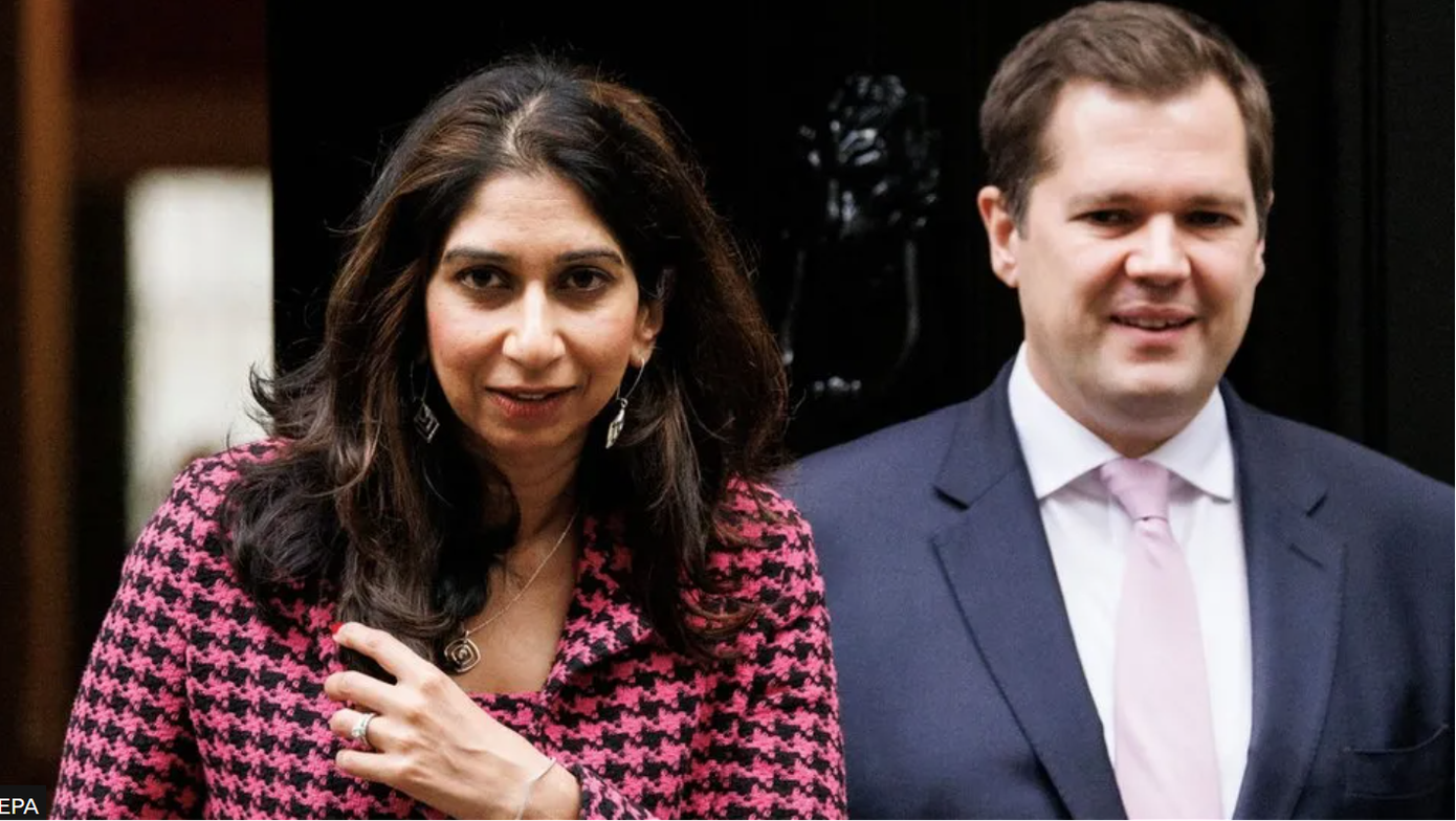 Cựu Bộ trưởng Nội vụ Anh Suella Braverman (trái) và cựu Bộ trưởng Di cư Robert Jenrick (phải) là hai trong số 11 nghị sĩ &quot;nổi loạn&quot; trong cuộc bỏ phiếu gần nhất đối với Dự luật Rwanda.