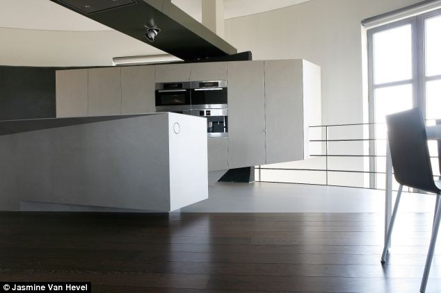 Không gian bếp nhìn từ xa. Không gian bếp nhìn từ xa