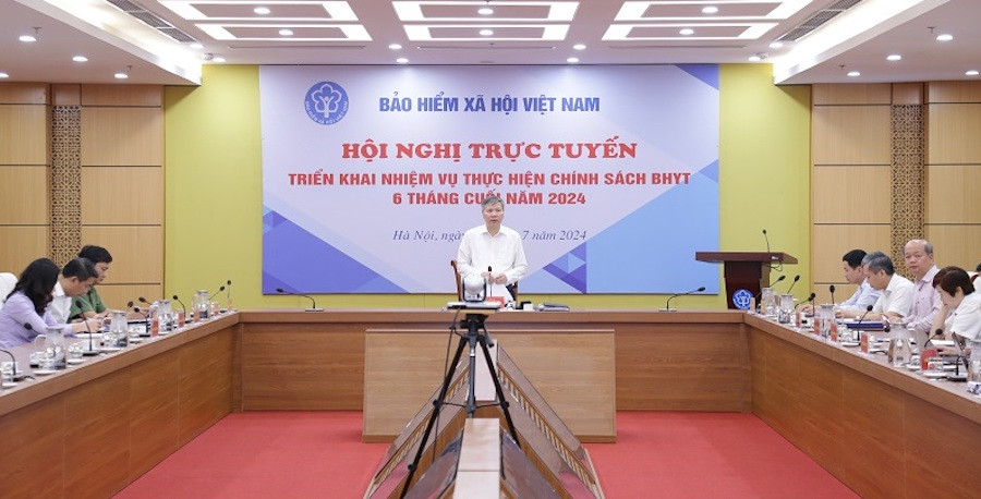 Các đại biểu tham dự tại điểm cầu BHXH Việt Nam