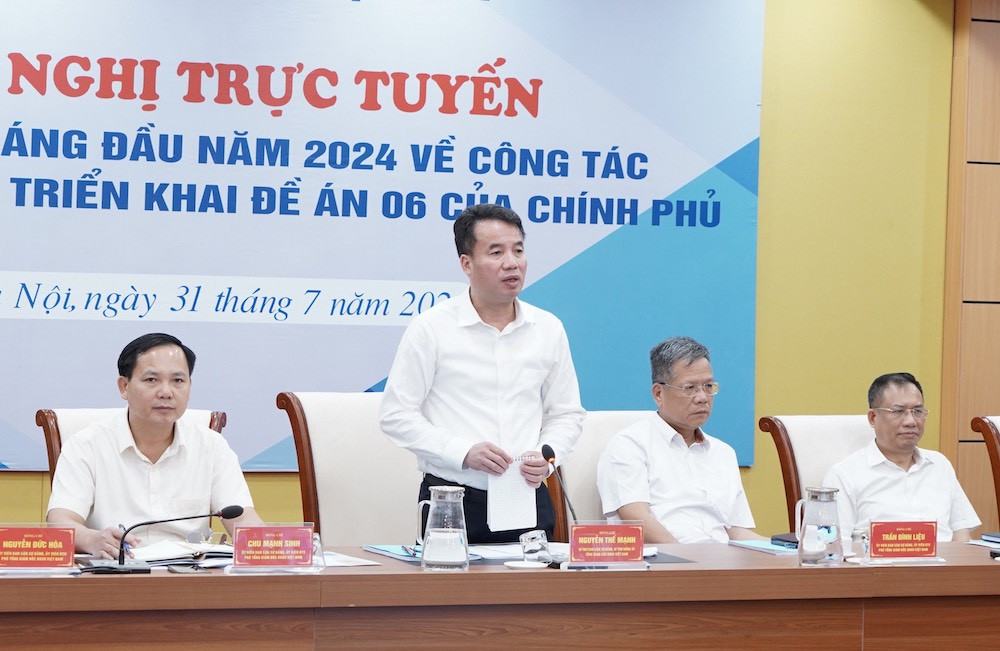 Tổng Giám đốc BHXH Việt Nam - Nguyễn Thế Mạnh, Trưởng Ban chỉ đạo chuyển đổi số ngành BHXH Việt Nam, chủ trì Hội nghị. Tổng Giám đốc BHXH Việt Nam - Nguyễn Thế Mạnh, Trưởng Ban chỉ đạo chuyển đổi số ngành BHXH Việt Nam, chủ trì Hội nghị.