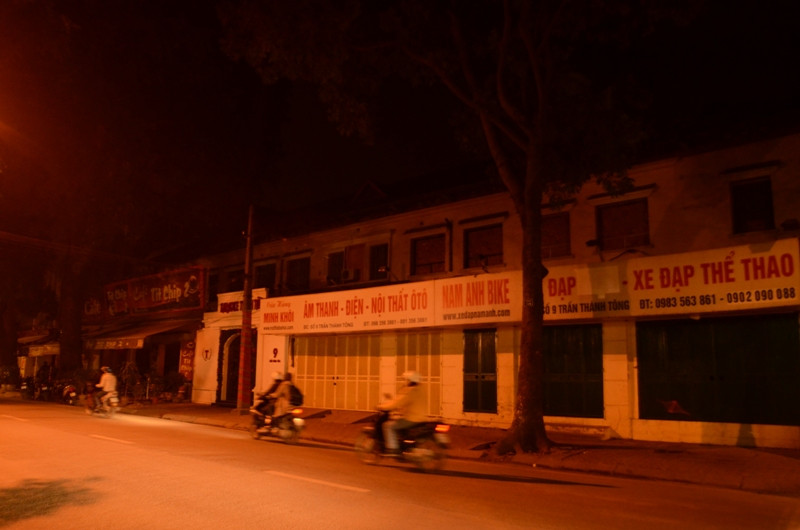 Khu cửa số 9 Trần Thánh Tông bị cắt điện tối om