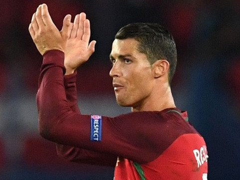 Maradona đánh giá Bale cao hơn Ronaldo tại EURO ảnh 2