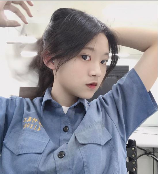 Không thèm trang điểm, nữ sinh khoa kỹ thuật cũng khiến nam sinh cả trường bấn loạn ảnh 4