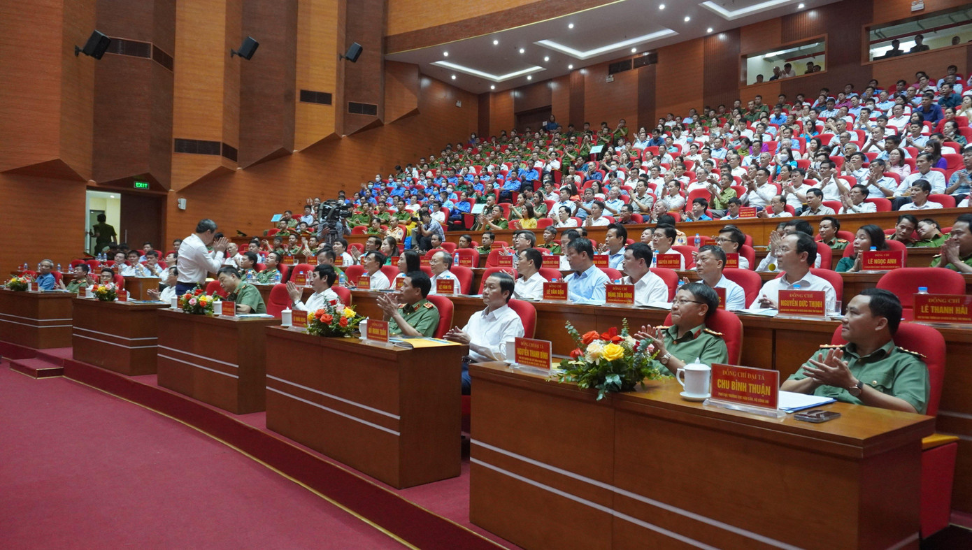 Toàn cảnh Ngày hội toàn dân bảo vệ an ninh Tổ quốc Toàn cảnh Ngày hội toàn dân bảo vệ an ninh Tổ quốc