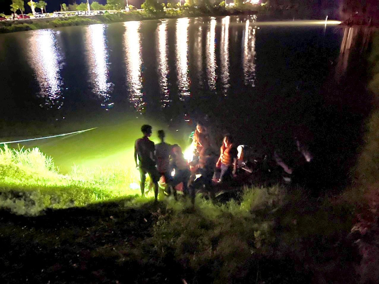 Hiện trường tìm kiếm các nạn nhân