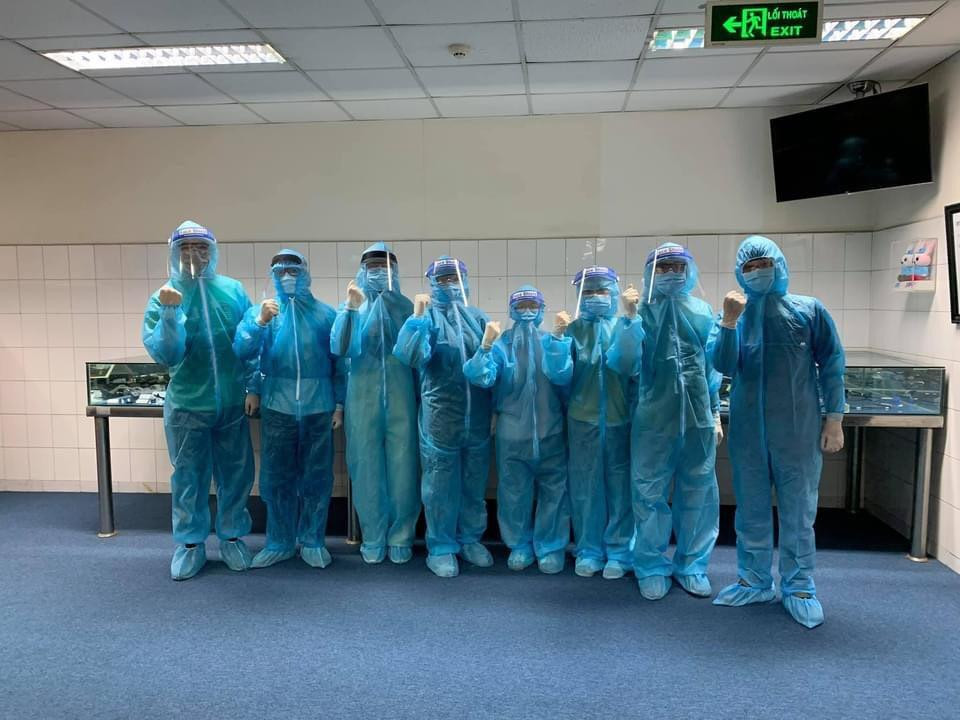 Khi dịch vừa bùng lên, Trường Đại học Y khoa Phạm Ngọc Thạch đã cử khoảng 120 sinh viên tình nguyện xuất quân đến quận Gò Vấp và Quận 12 hỗ trợ địa phương lấy mẫu xét nghiệm tại khu dân cư.