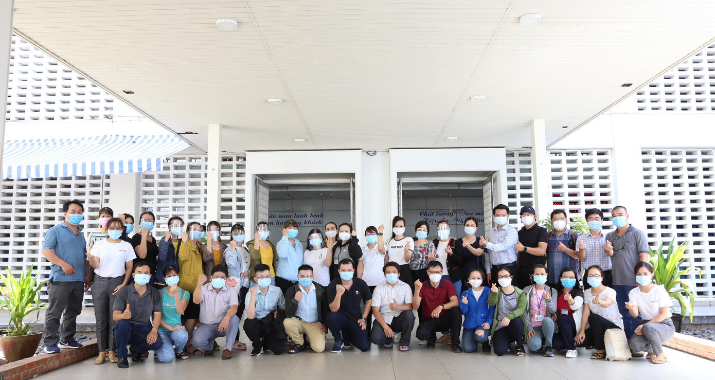 Trong ngày 9-10/7, đội chi viện số 2 và số 3 đã đến thực hiện nhiệm vụ tại Bệnh viện điều trị COVID-19 Củ Chi và lên đường hỗ trợ Bệnh viện điều trị COVID-19 Bình Chánh.